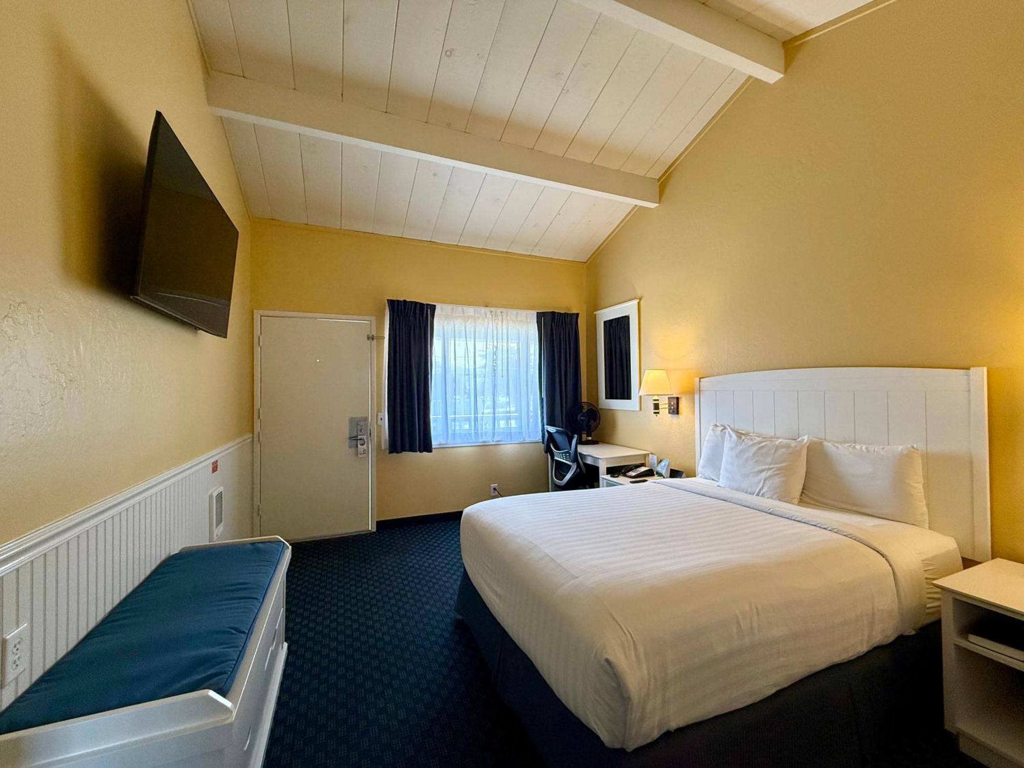 Monterey Bay Lodge Exterior photo