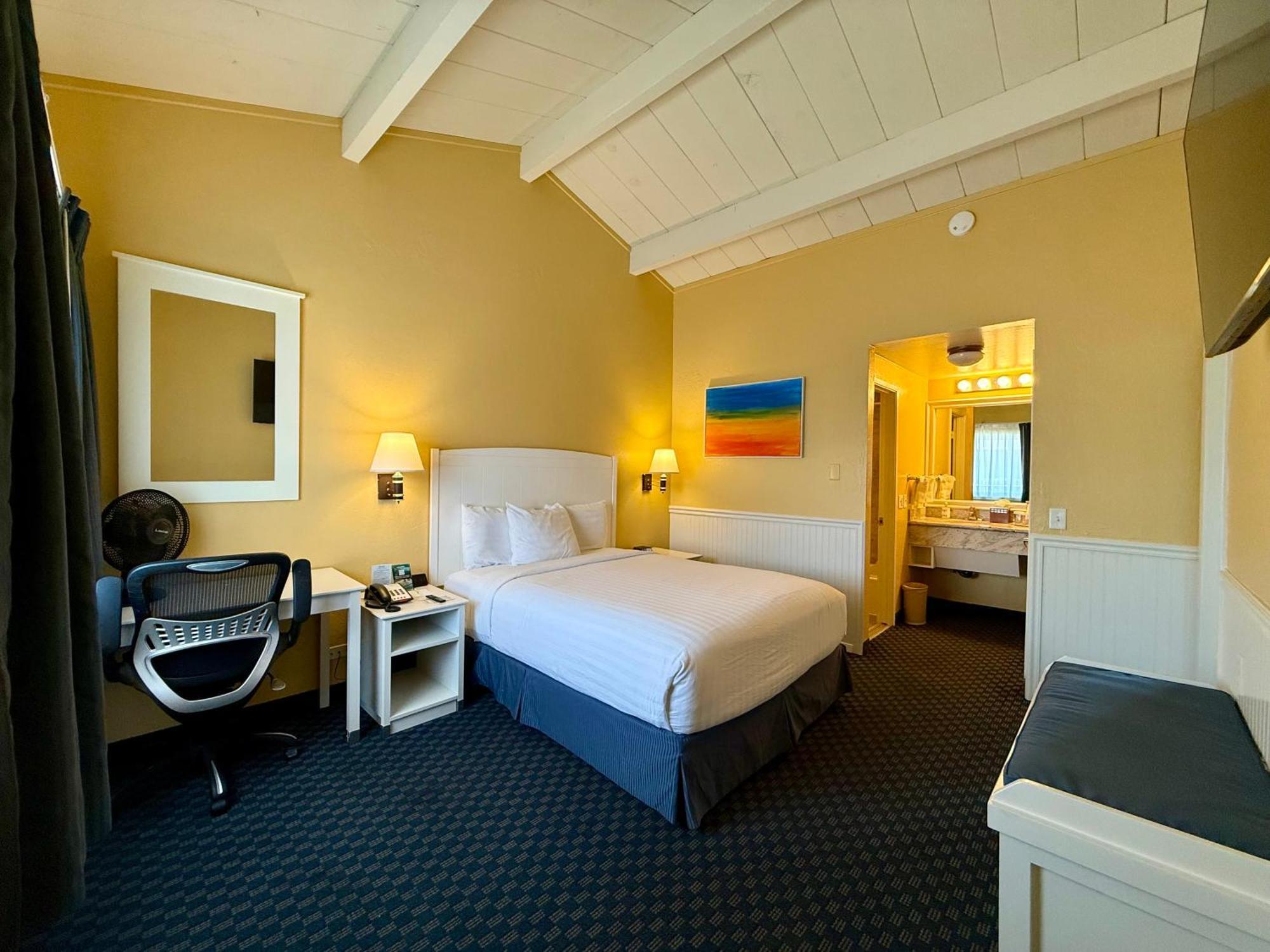Monterey Bay Lodge Exterior photo